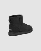 UGG Classic Mini Negra - detalle