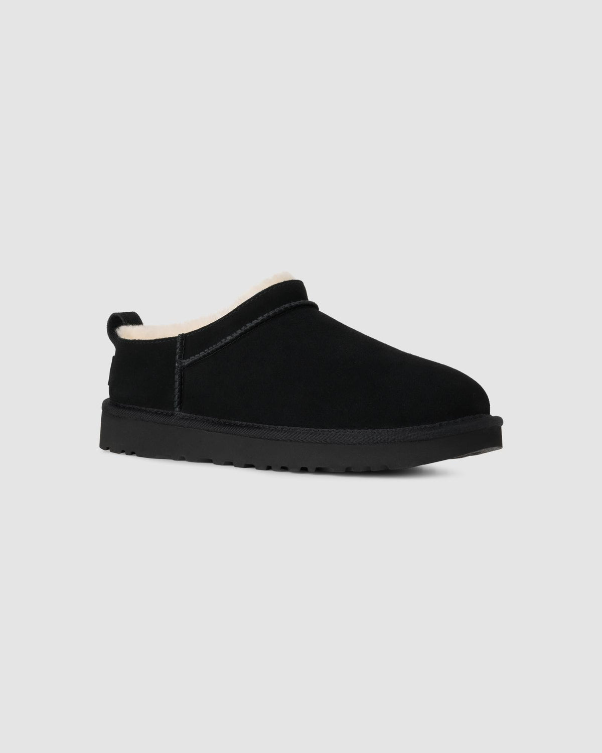 UGG Classic Micro Negra (Mujer) - vista lateral