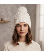Gorro Mujer con Pompón (imagen 3)