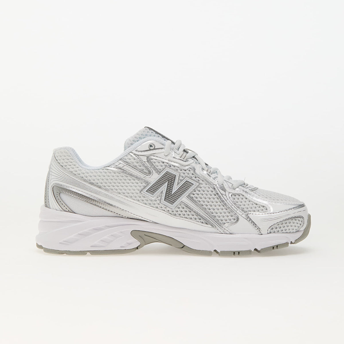 New Balance 740 Blanca y Plata - detalle