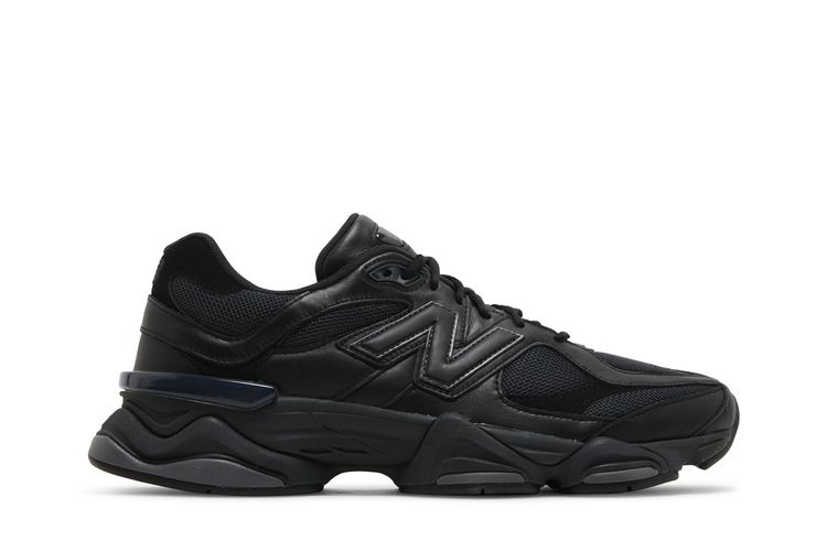 New Balance 9060 Negra de Piel (Hombre)