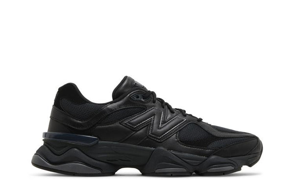New Balance 9060 Negra de Piel (Hombre)
