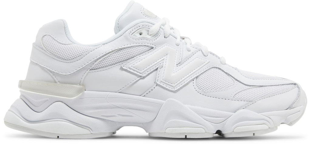 New Balance 9060 Blanca