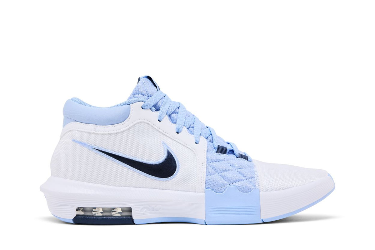 Nike LeBron Witness 8 UNC - vista frontal