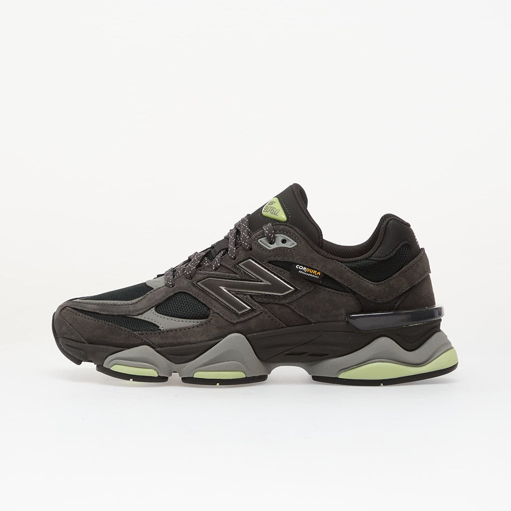 New Balance 9060 Negra Cemento y Lima