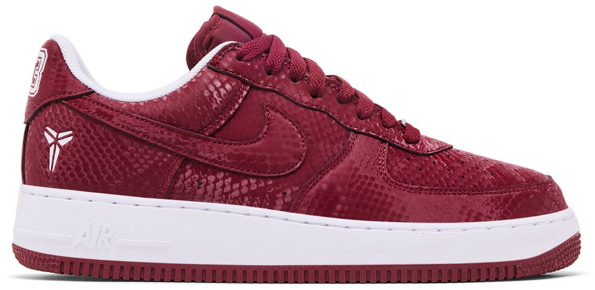 Nike Air Force 1 Low Kobe Bryant Lower Merion Away - vista lateral