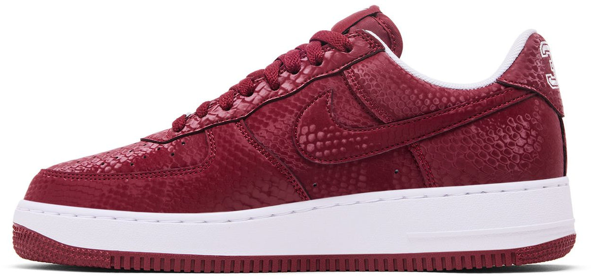 Nike Air Force 1 Low Kobe Bryant Lower Merion Away - vista trasera