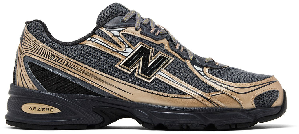 New Balance 740 Negra y Dorada