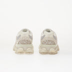 New Balance 9060 Gris Reflectante - suela
