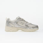 New Balance 530 Silver Metallic Reflection - vista trasera