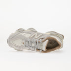 New Balance 9060 Beige y Blanco - suela