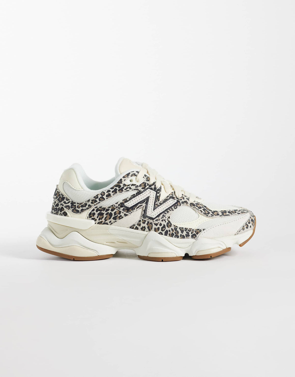 New Balance 9060 Beige Leopardo (Edición ASOS)