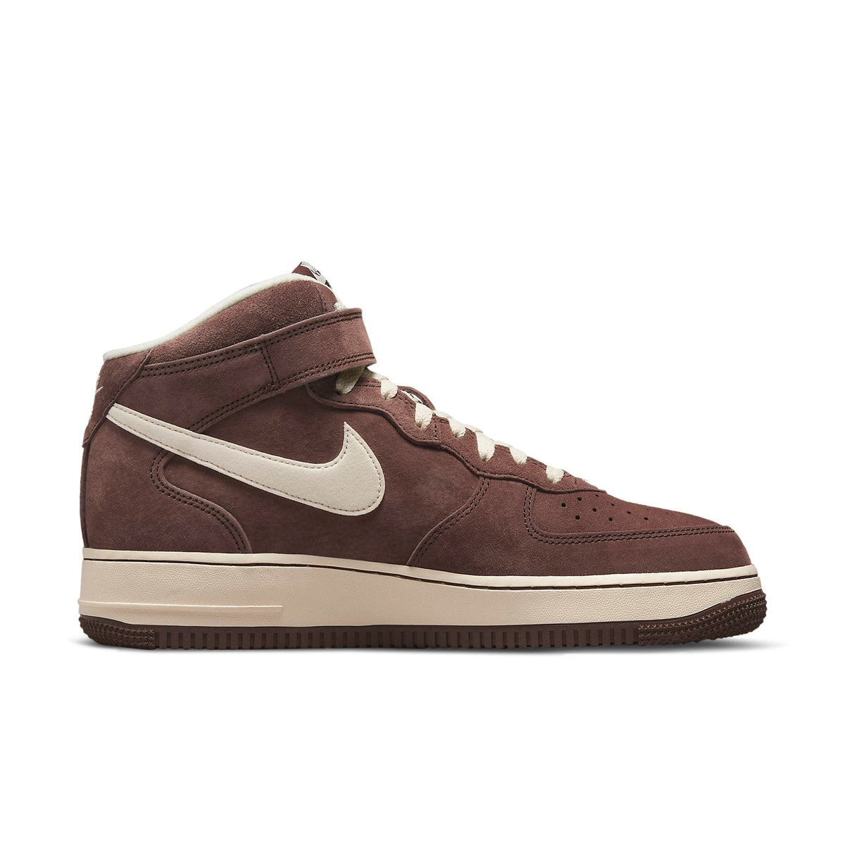 Nike Air Force 1 Mid QS Chocolate - vista lateral