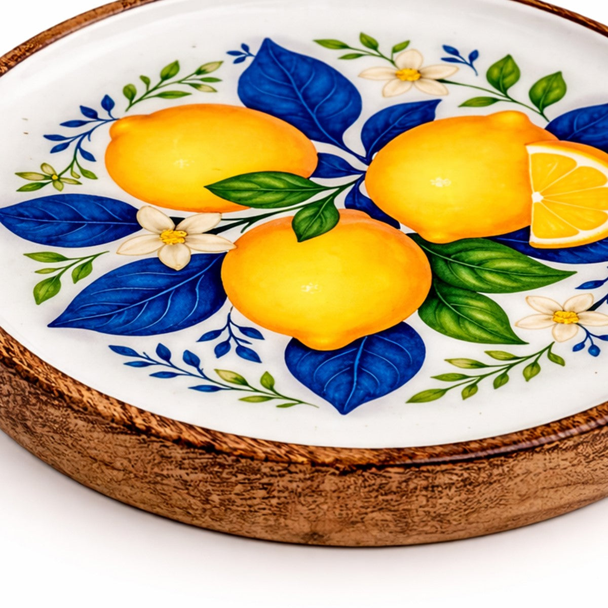 Bandeja decorativa de madera y resina con motivo de limones asimétrico. LOOFTYS