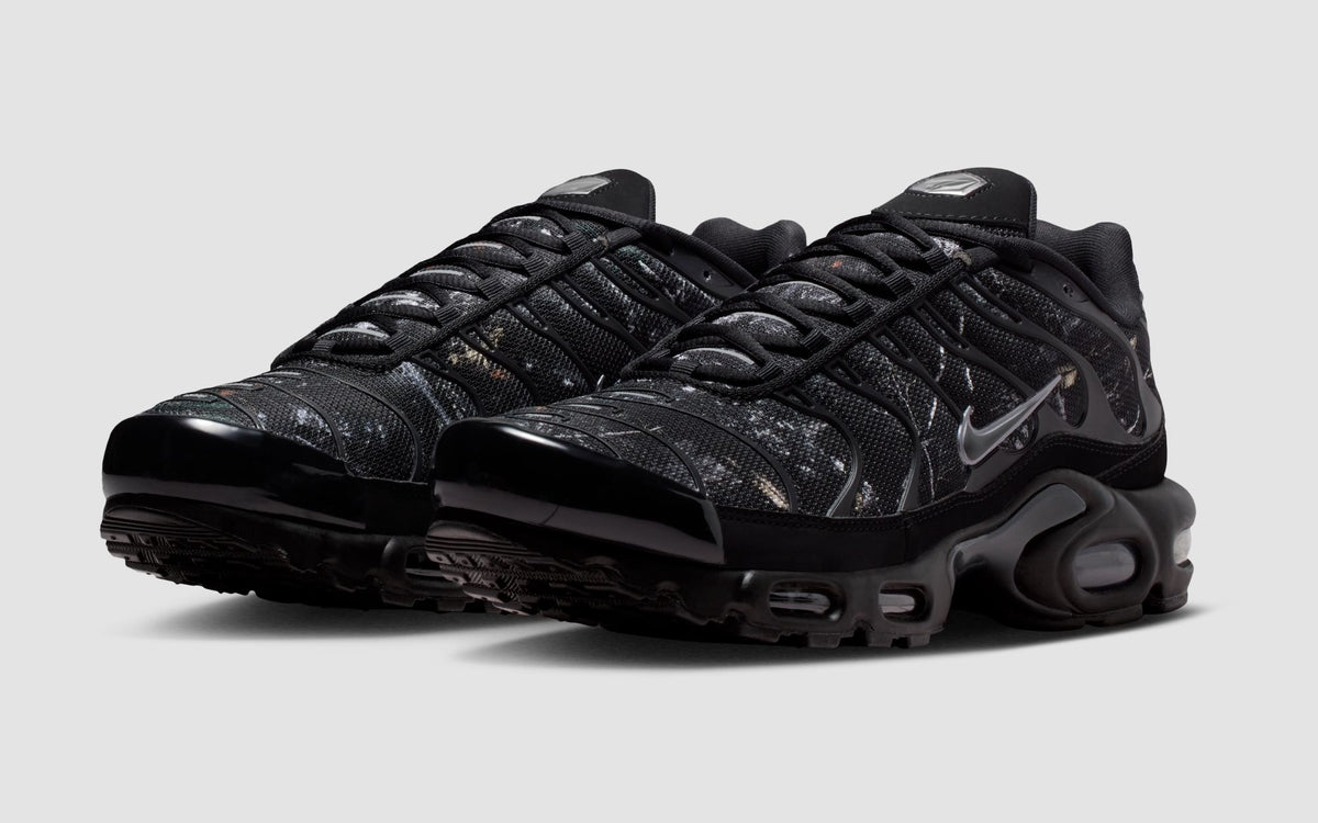 Nike Air Max Plus TN Negro Camuflaje Madera detalle suela