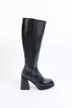 Botas MACY altas de cuero negro KMB Shoes