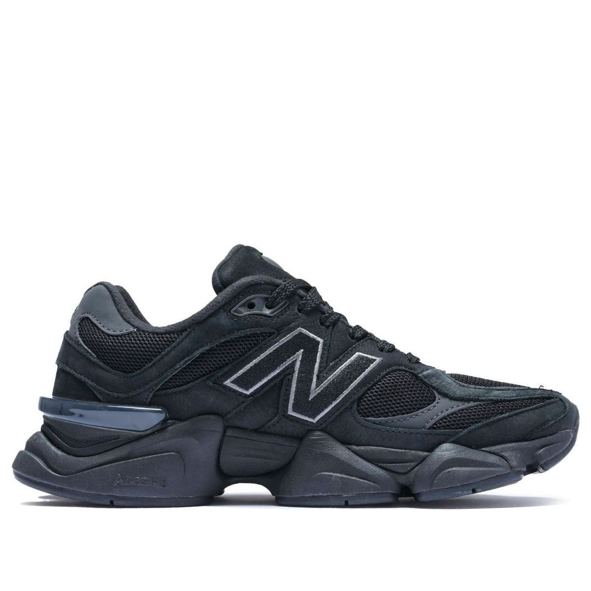 New Balance 9060 Negro Cemento - vista lateral