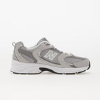 New Balance 530 Gris Raincloud - detalle