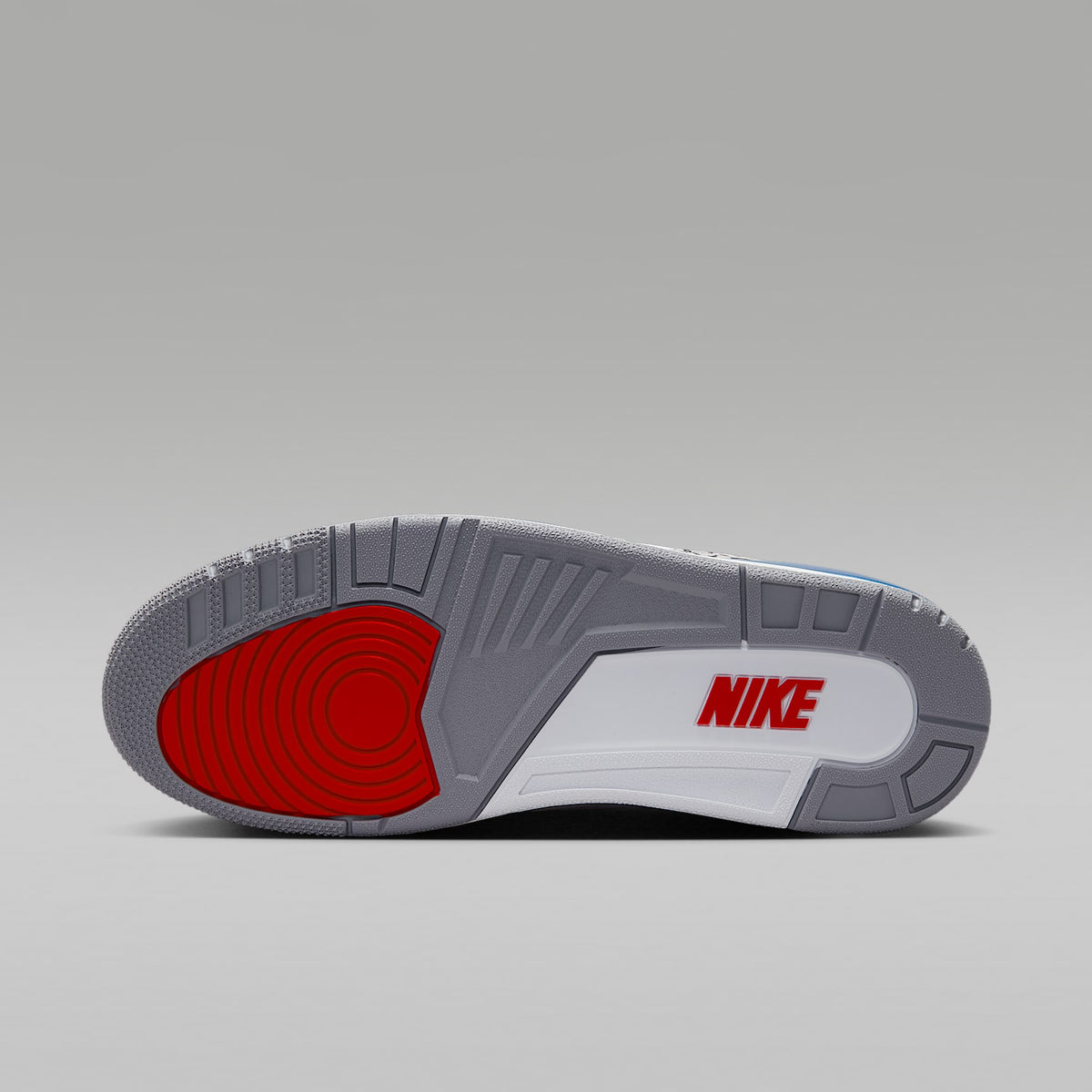 Jordan 3 Retro True Blue 2026 vista frontal