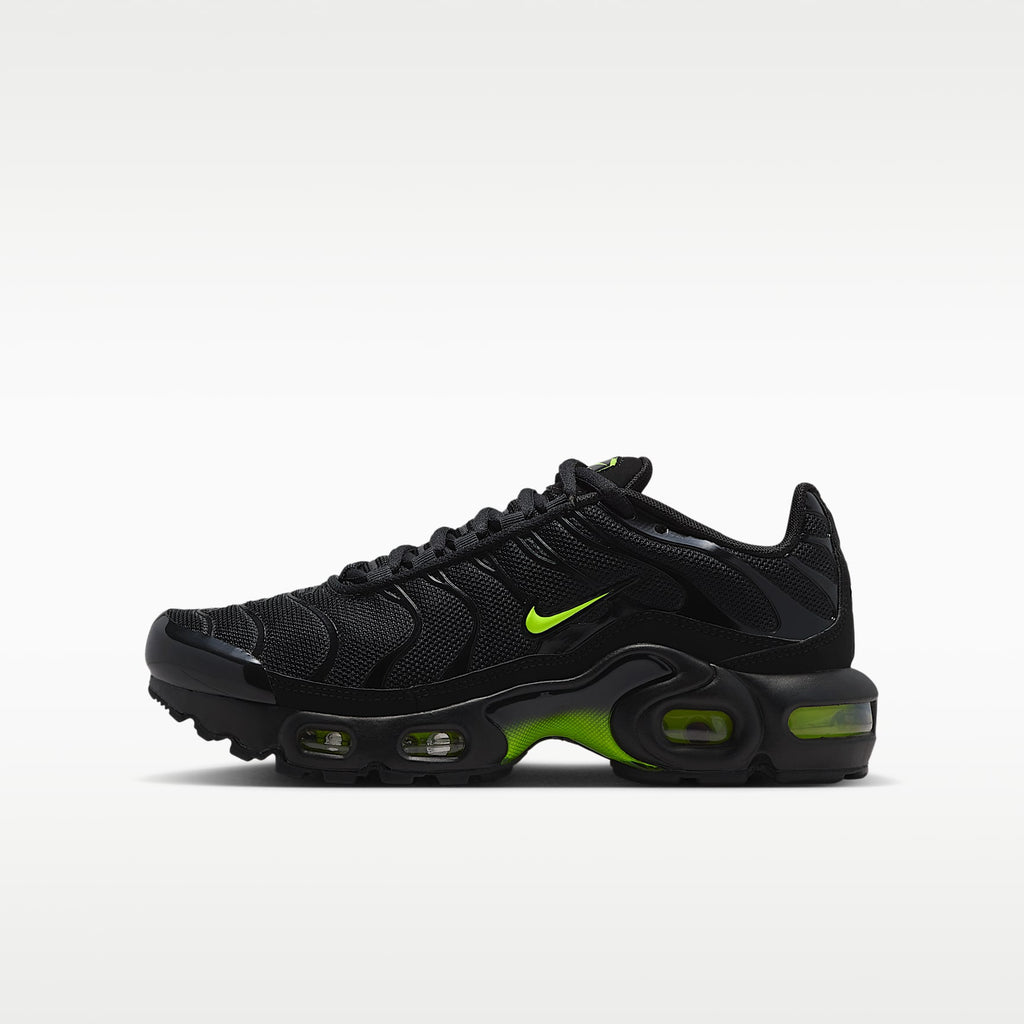 Nike Air Max Plus Negra y Volt Ice (Junior)