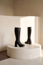 Botas MACY altas de cuero negro KMB Shoes