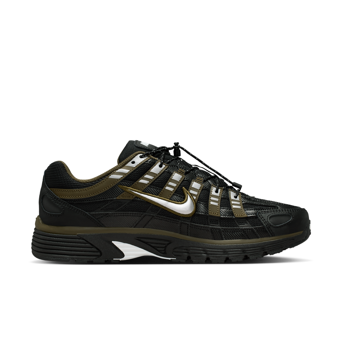Nike P-6000 Negro Avellana Oscuro vista lateral