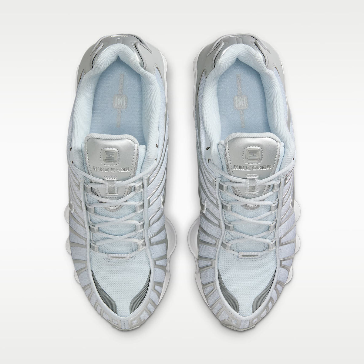 Nike Shox TL Platino Puro Plata Metálico (Mujer) - detalle suela