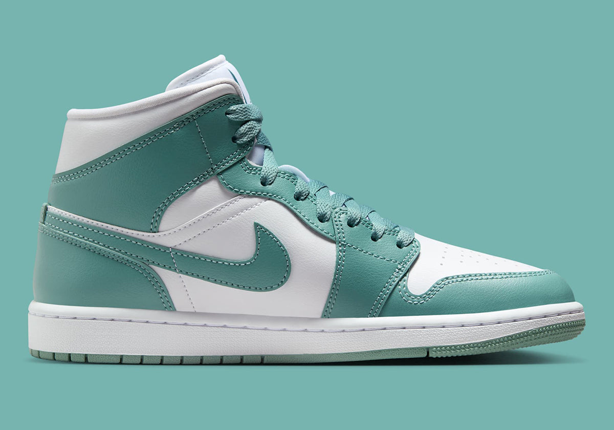 Jordan 1 Mid Blanco Cannon vista frontal