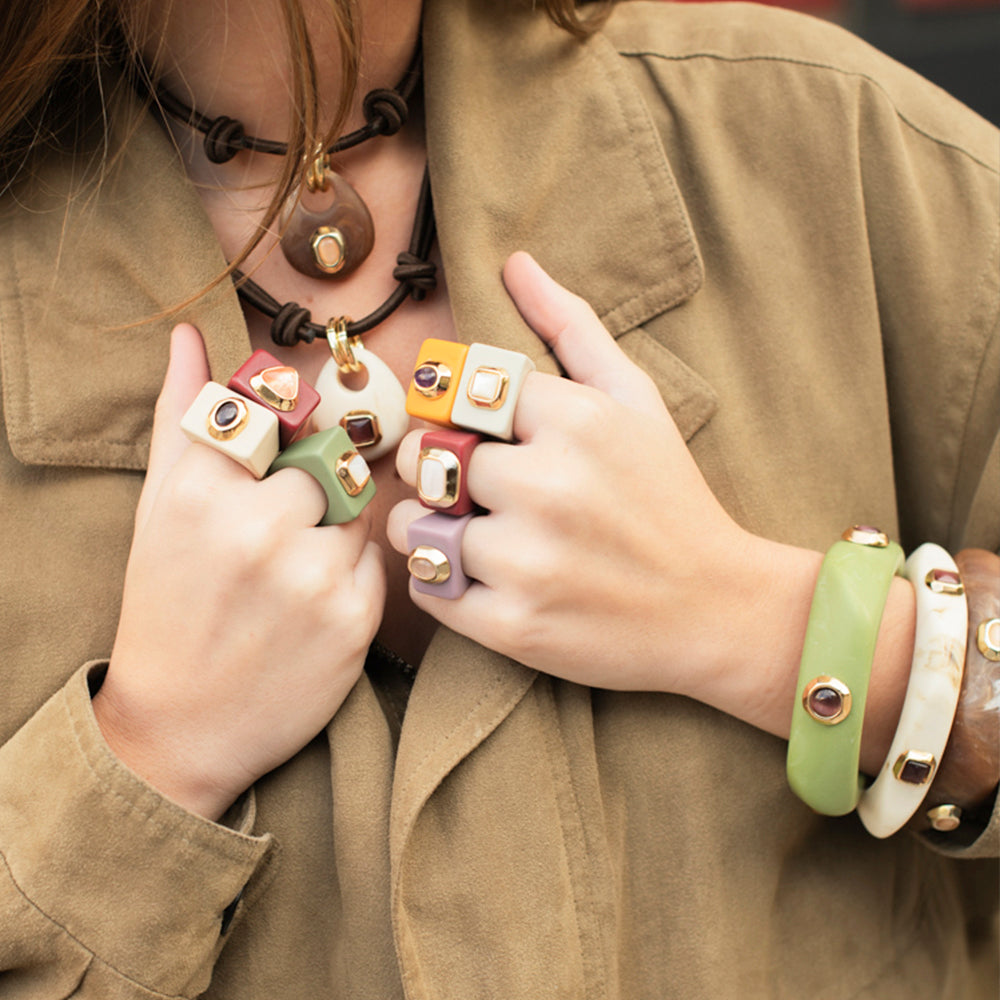 Anillo mujer mora con selenita ÉMOLO®
