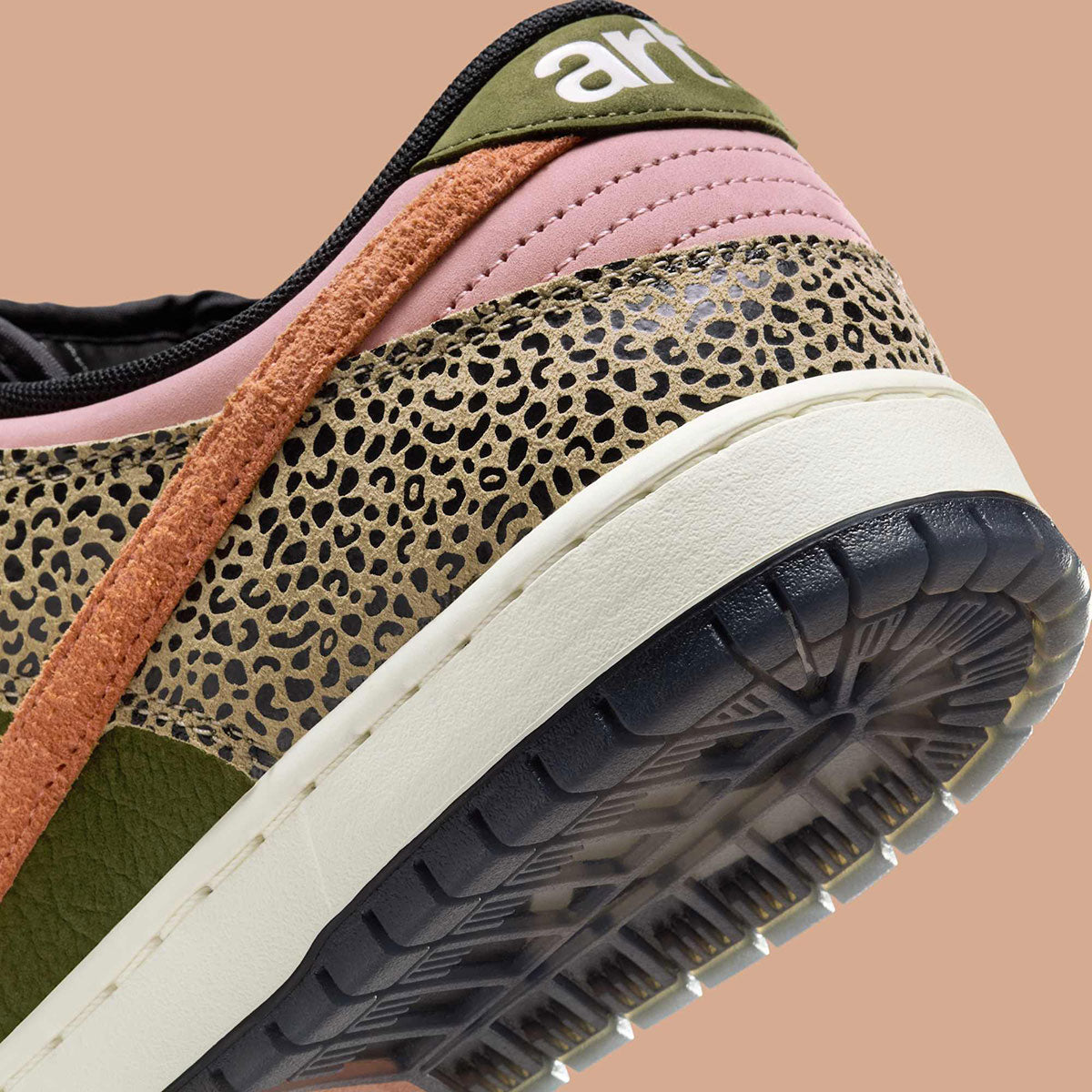 Nike SB Dunk Low Arts-Rec - vista adicional 1