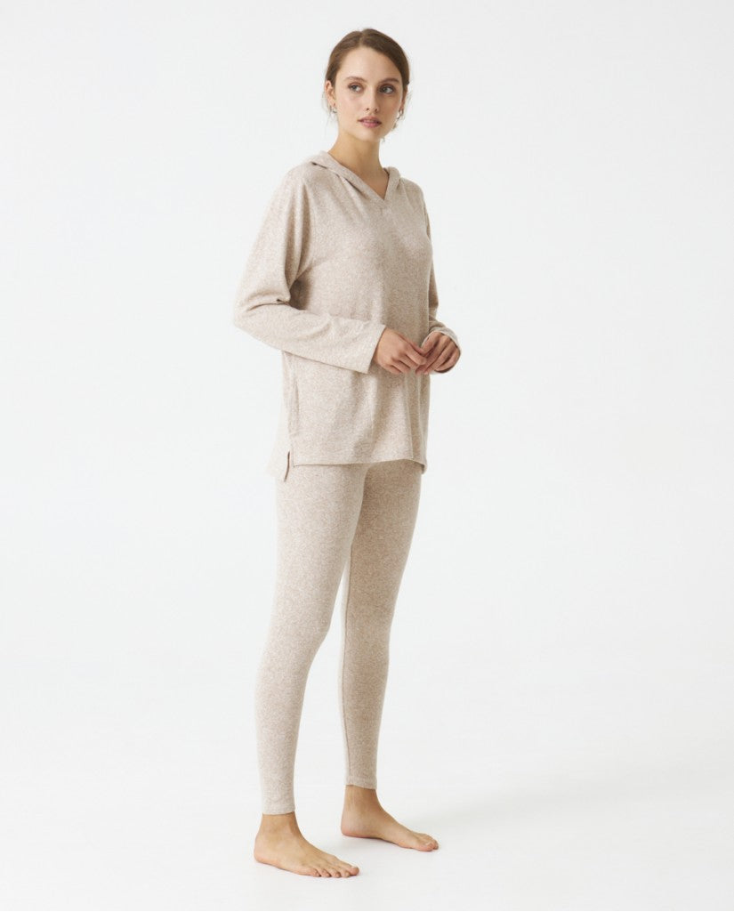 Pijama de Mujer con Capucha (imagen 4)