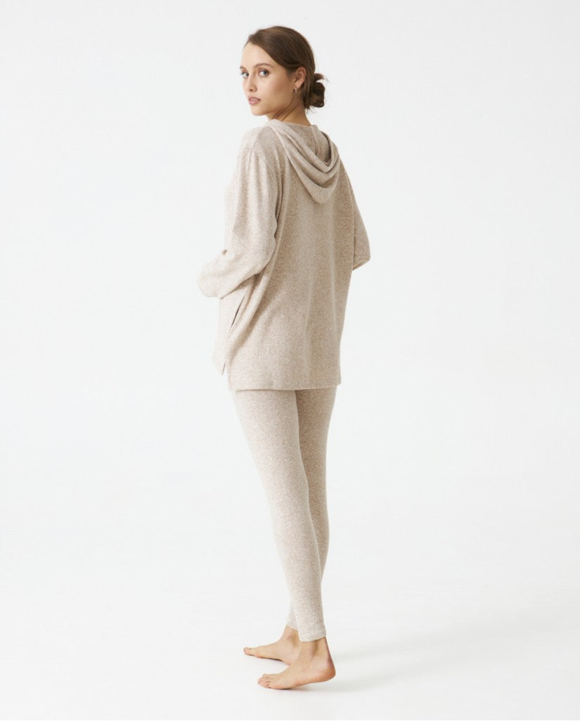 Pijama de Mujer con Capucha (imagen 5)