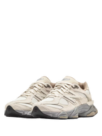 New Balance 9060 Beige y Gris - vista lateral