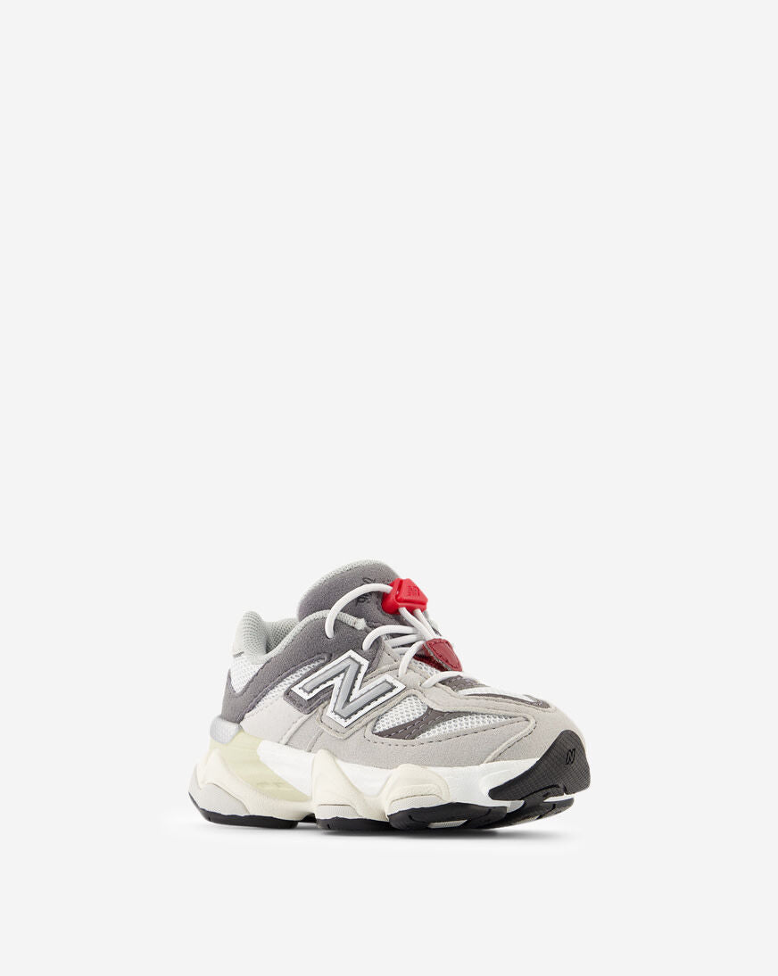 New Balance 9060 Rain Cloud (Bebé) - vista lateral