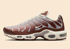 Nike Air Max Plus Marrón Claro Orewood Dark Pony vista superior