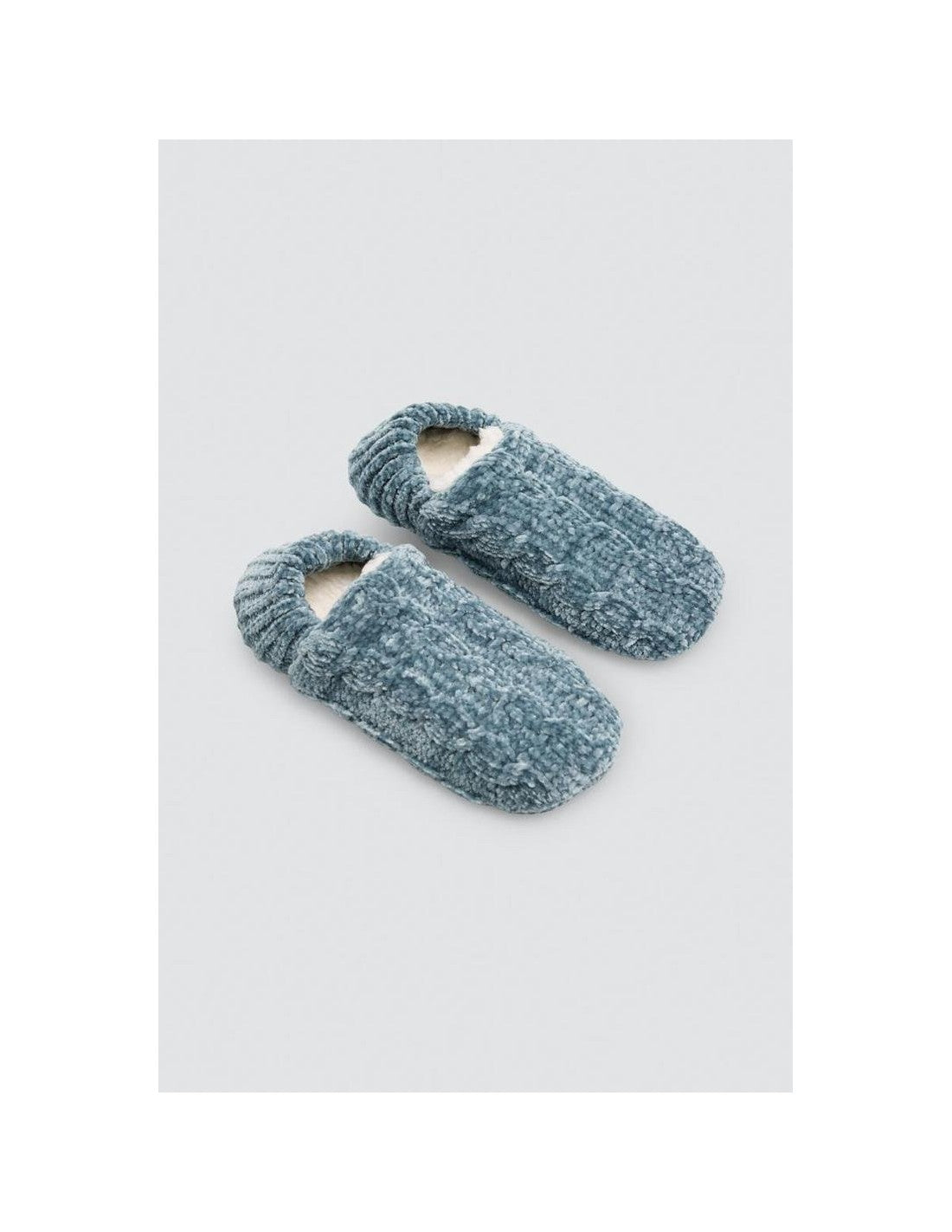 Patuco Zapatilla Antideslizante de Mujer, Caja de 6 Unidades, Diseño Trenzado (imagen 4)