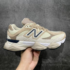 New Balance 9060 Beige Crema - vista lateral