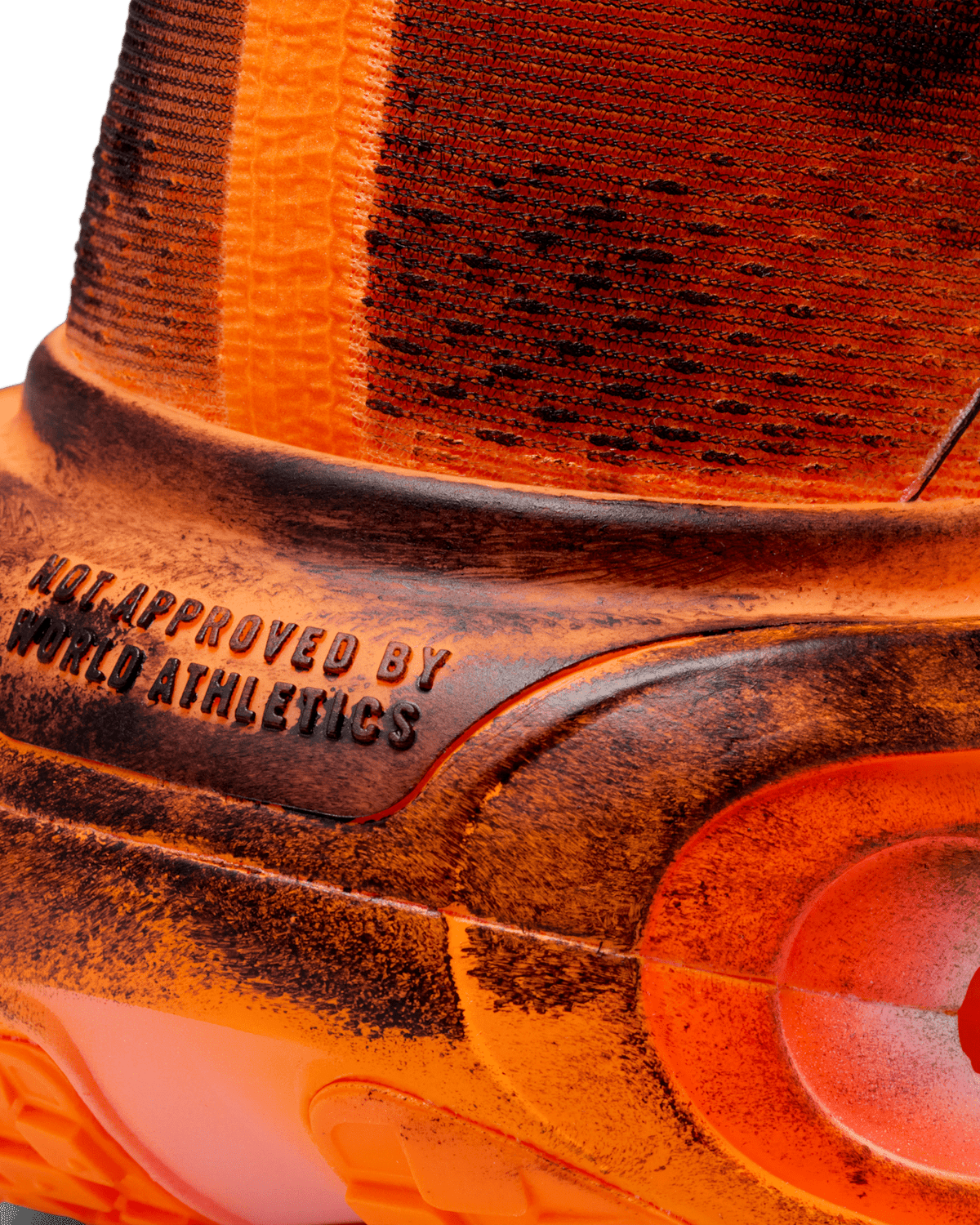 Nike Vomero Premium x Melitta Baumeister Naranja Total (Mujer) - detalle